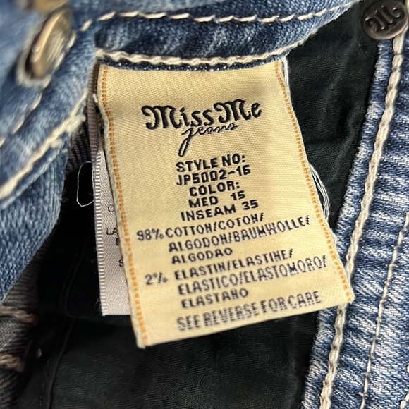 Miss Me jeans size 30 rhinestones distressed medium wash - Picture 8 of 11
